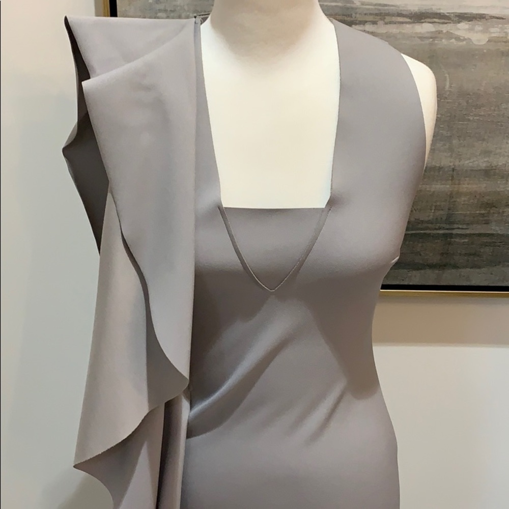 Dress - Picture 2 of 10